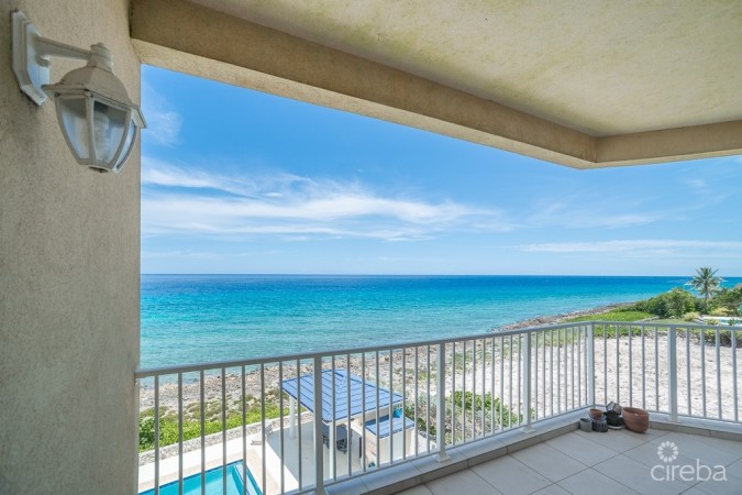 THE WESTVIEW - WATERFRONT PENTHOUSE