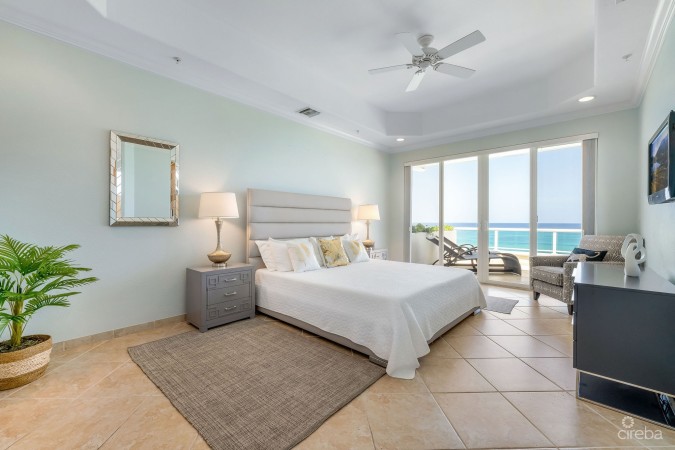 PENTHOUSE - 3 BED 3 BATH - SOUTH BAY BEACH CLUB