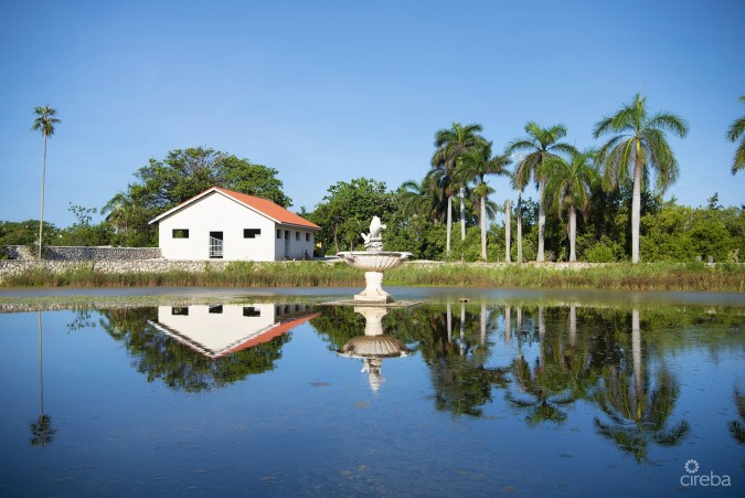 WINDMILL POINTE ESTATE & GROUNDS