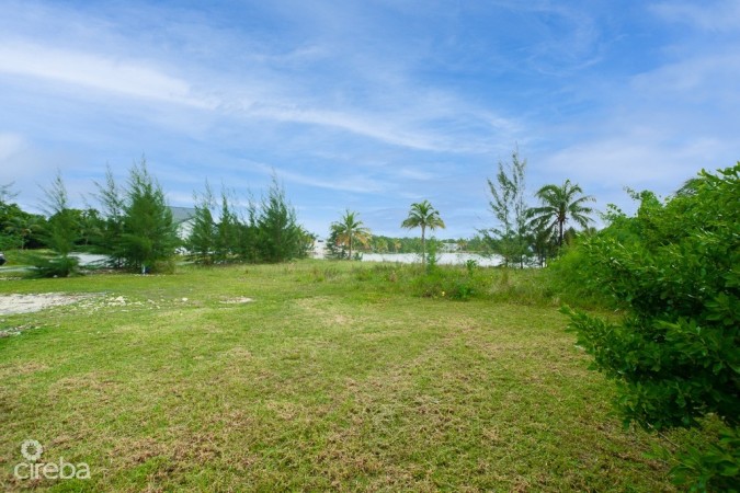 LAKEFRONT LAND - PRETIGIOUS COMMUNITY OF THE LAKES AT POINTDEXTER