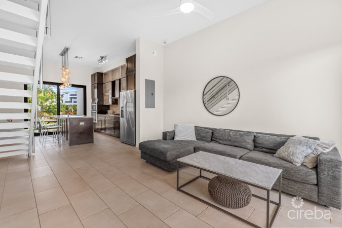 VELA 51, SOUTH SOUND TOWNHOME