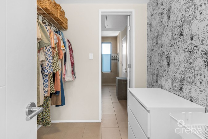 VELA 51, SOUTH SOUND TOWNHOME