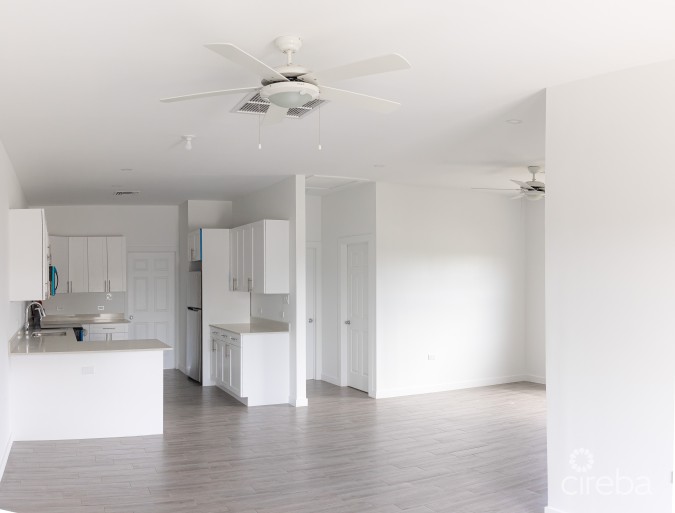 RED ROBIN VILLAS UNIT 4