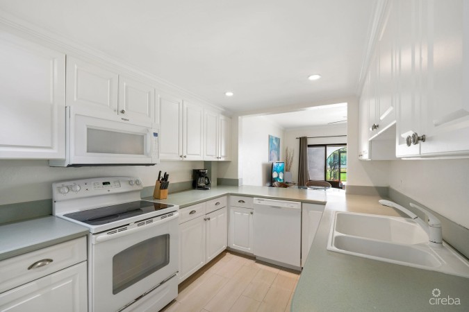 LIME TREE BAY 2 BED