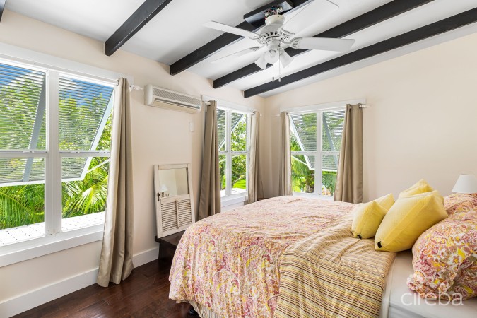 OCEANFRONT HOME WITH EXPANSIVE GROUNDS, POOL AND PICKLEBALL COURT