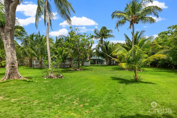 OCEANFRONT HOME WITH EXPANSIVE GROUNDS, POOL AND PICKLEBALL COURT