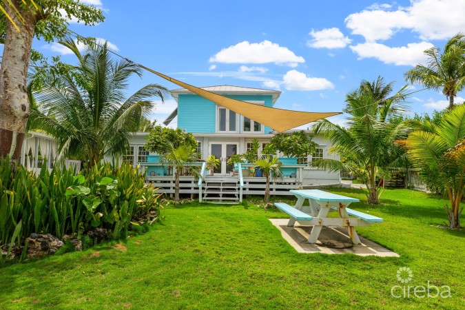 OCEANFRONT HOME WITH EXPANSIVE GROUNDS, POOL AND PICKLEBALL COURT