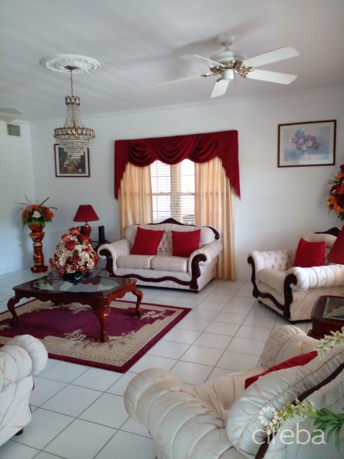 FAMILY HOME #10 CRUSADER WAY GT