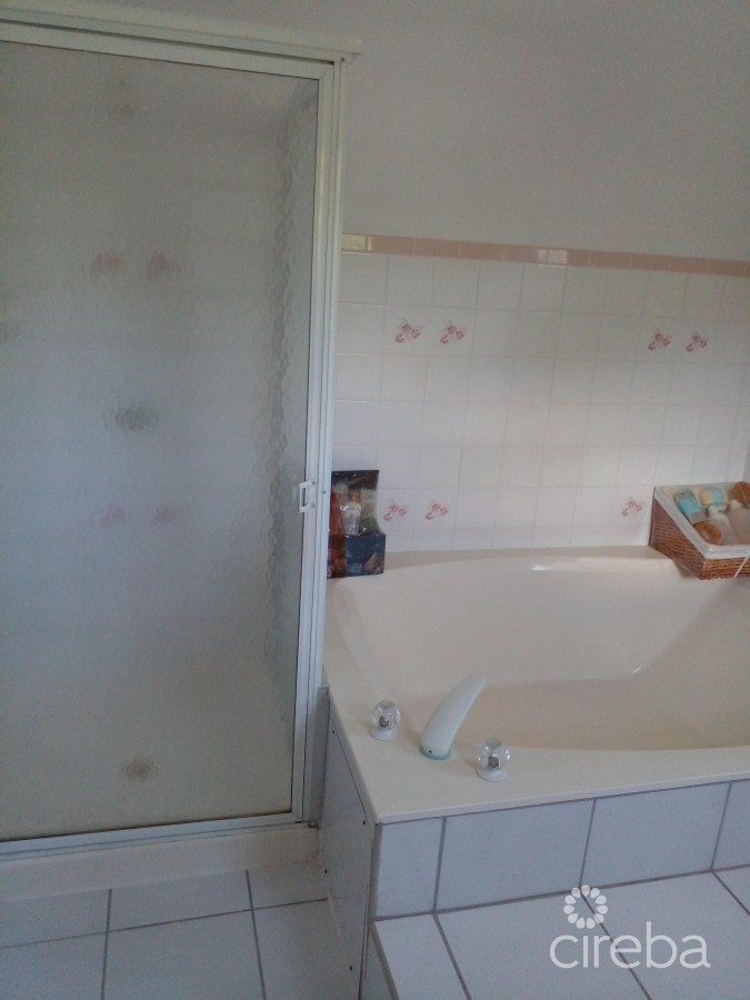 FAMILY HOME #10 CRUSADER WAY GT