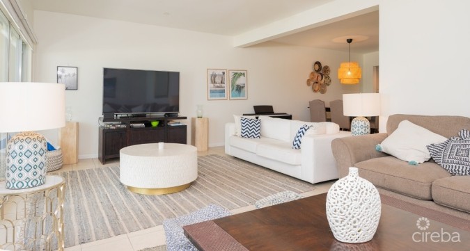3 BED BEACH FRONT CONDO CAYMAN CLUB