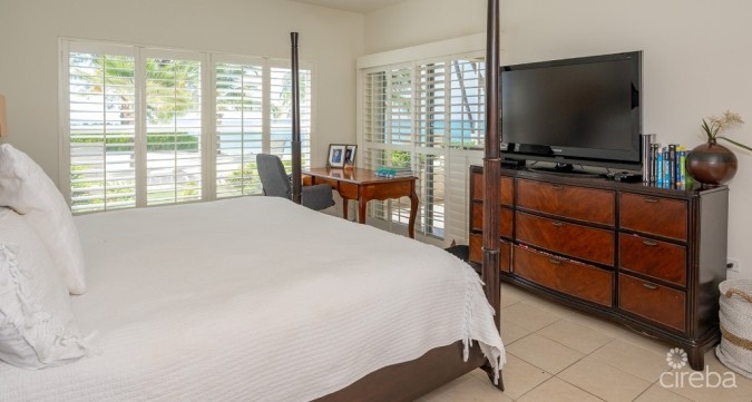 3 BED BEACH FRONT CONDO CAYMAN CLUB