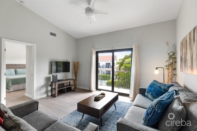 15 PORTOFINO GARDENS- SPOTLESS 2 BED/ 2 BATH