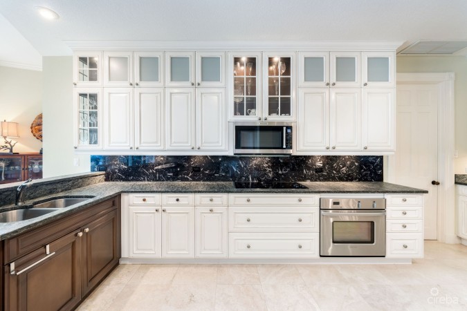COMMONWEALTH BEACH FRONT CONDO