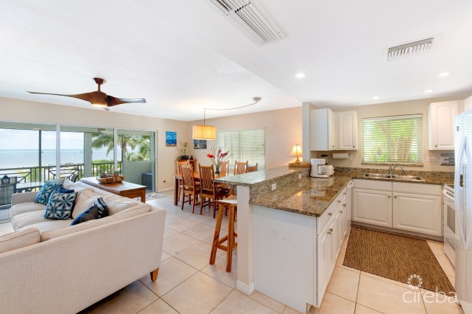 THE RETREAT # 30, 3 BED/3.5BATH