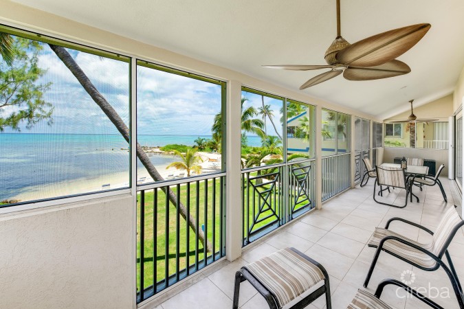 THE RETREAT # 30, 3 BED/3.5BATH