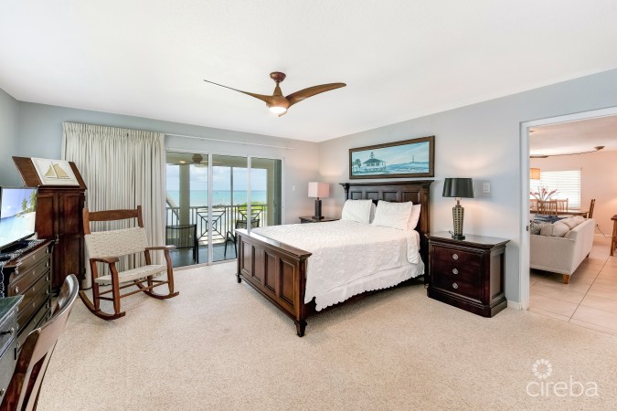THE RETREAT # 30, 3 BED/3.5BATH