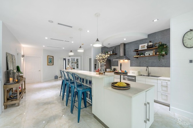 LUXURIOUS WATERFRONT RESIDENCE AT 118 NELSON QUAY IN GOVERNOR'S HARBOUR