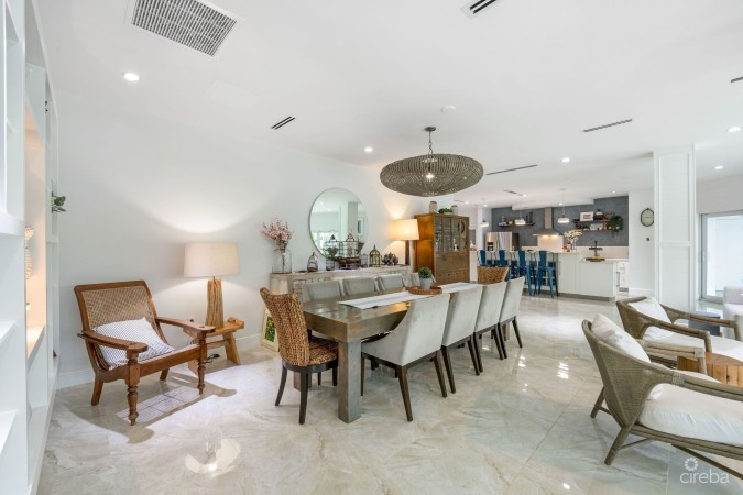 LUXURIOUS WATERFRONT RESIDENCE AT 118 NELSON QUAY IN GOVERNOR'S HARBOUR