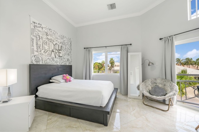 LUXURIOUS WATERFRONT RESIDENCE AT 118 NELSON QUAY IN GOVERNOR'S HARBOUR