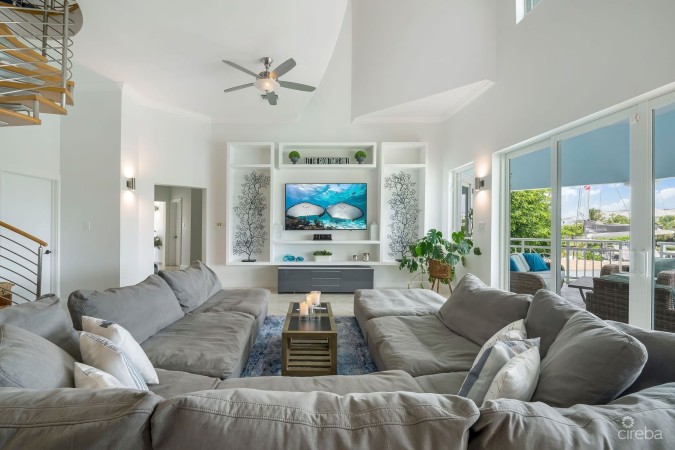 LUXURIOUS WATERFRONT RESIDENCE AT 118 NELSON QUAY IN GOVERNOR'S HARBOUR