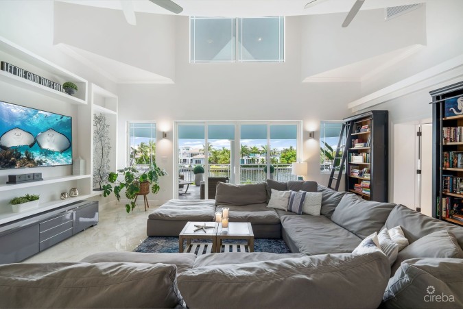 LUXURIOUS WATERFRONT RESIDENCE AT 118 NELSON QUAY IN GOVERNOR'S HARBOUR