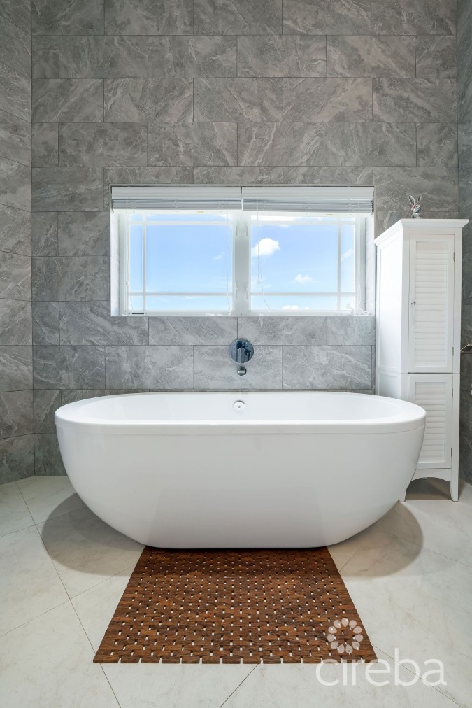 LUXURIOUS WATERFRONT RESIDENCE AT 118 NELSON QUAY IN GOVERNOR'S HARBOUR