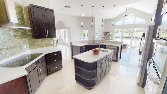 25 BACCARAT QUAY, CRYSTAL HARBOUR