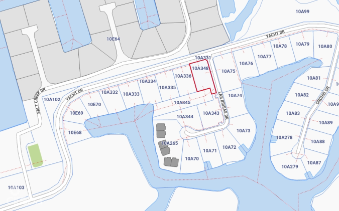 YACHT CLUB - NORTH CREEK CANAL FRONT LOT