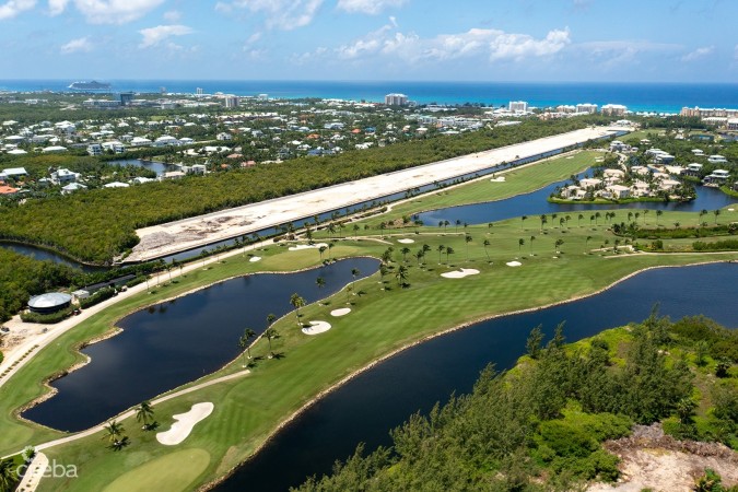 BAYVIEW - SPECTACULAR CANAL FRONT LAND
