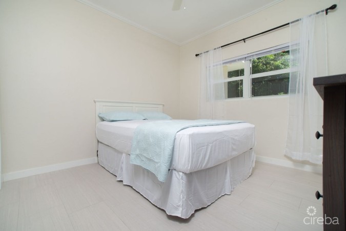 BEAUTIFULLY RENOVATED 3BED HOME WITH DEN + INCOME PRODUCING 1 BED APARTMENT