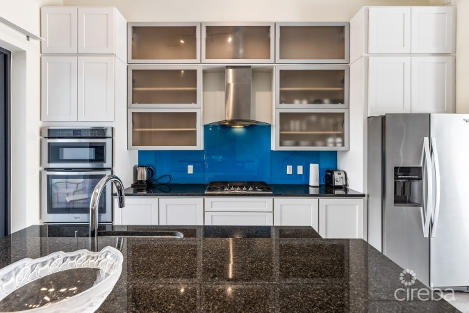VELA 39, ONE BEDROOM TOWNHOME