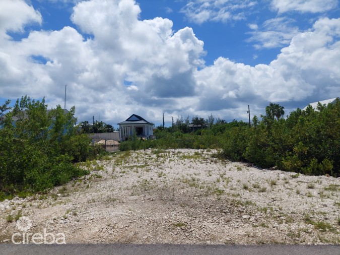 NORTH SOUND ESTATES - CANAL PARCEL