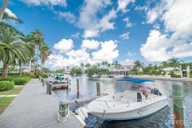 BRITANNIA KINGS COURT WITH PRIVATE DOCK