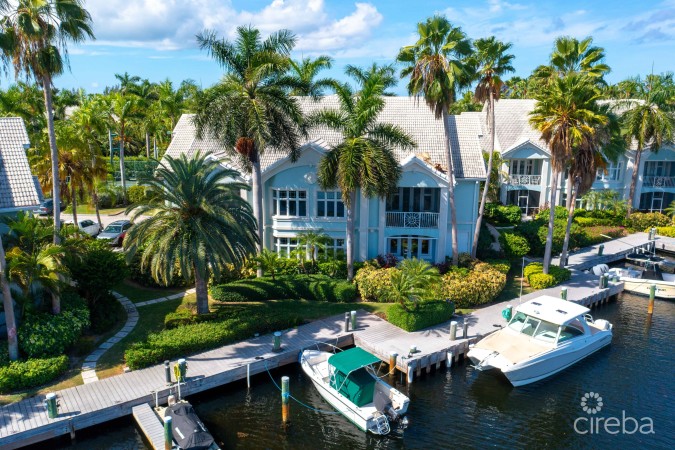 BRITANNIA KINGS COURT WITH PRIVATE DOCK