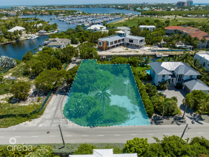 YACHT CLUB - NORTH CREEK CANAL FRONT LOT