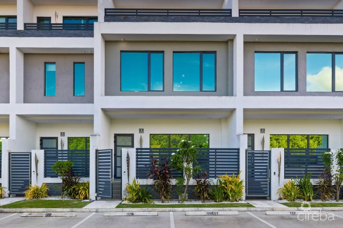 VELA 126, 4 BEDROOM TOWNHOME