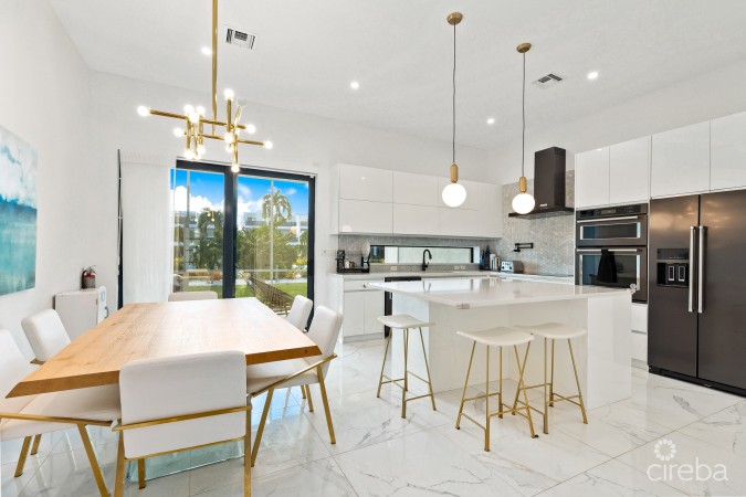 VELA 126, 4 BEDROOM TOWNHOME