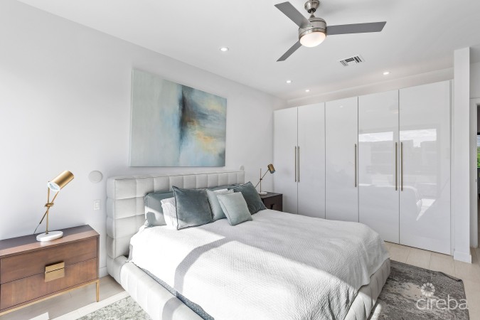 VELA 126, 4 BEDROOM TOWNHOME