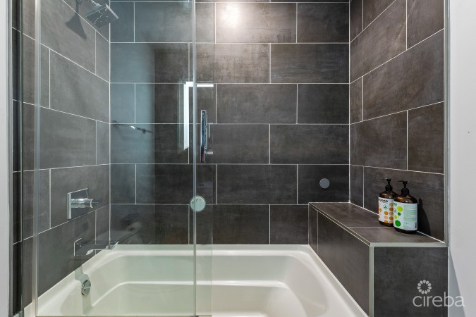 VELA 126, 4 BEDROOM TOWNHOME