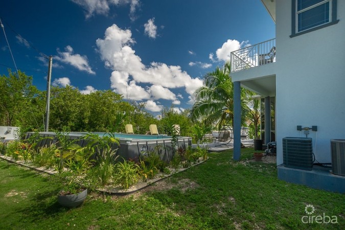 LARGE CANAL FRONT  HOME - NORTH SOUND ESTATES