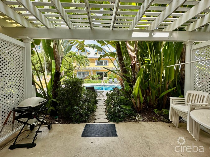 COCONUT BAY 102