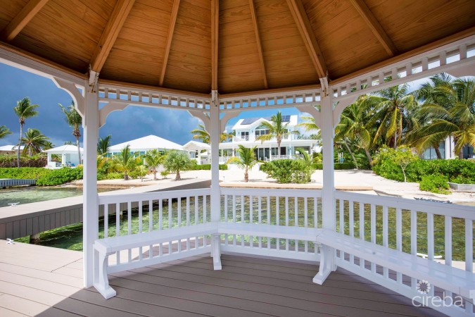 KAI-YAK COVE - LUXURY CAYMAN KAI VILLA