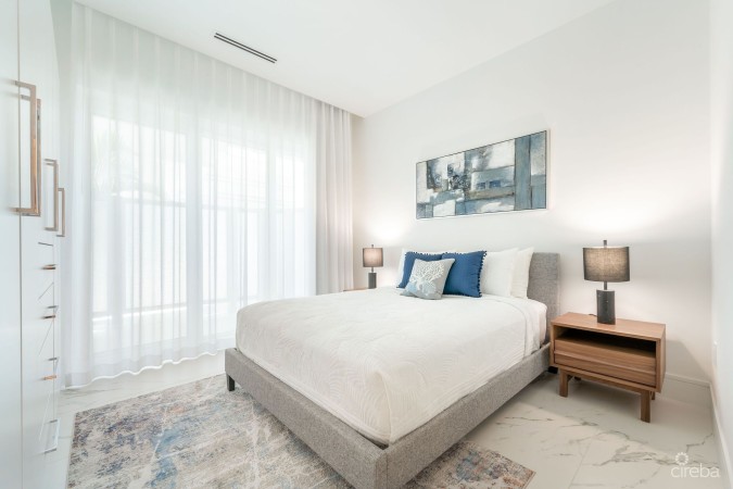 FIN #5 - GROUND FLOOR OCEANFRONT