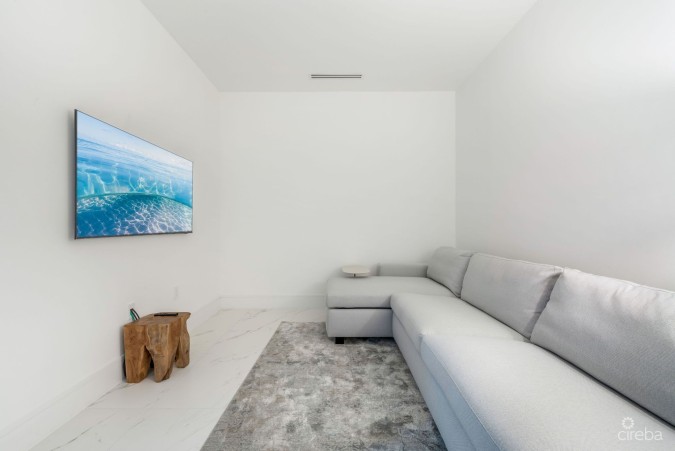 FIN #5 - GROUND FLOOR OCEANFRONT