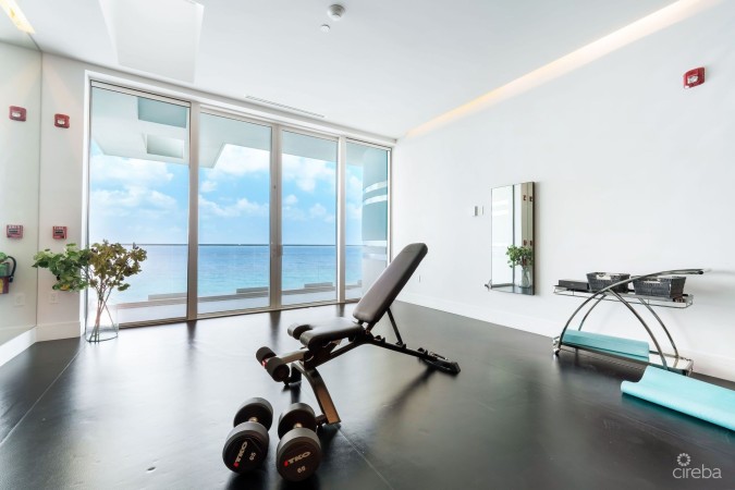FIN #5 - GROUND FLOOR OCEANFRONT