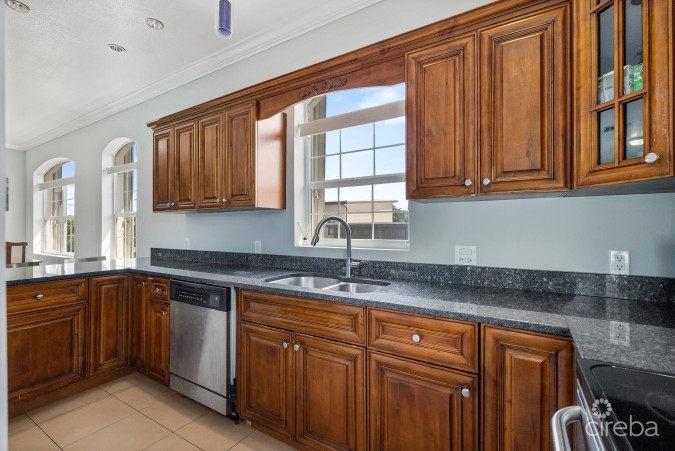 REDUCED!!#4 RED BAY GROVES - MOTIVATED VENDOR