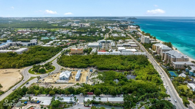 DEVELOPMENT HOTEL/TOURISM LAND SEVEN MILE BEACH CORRIDOR
