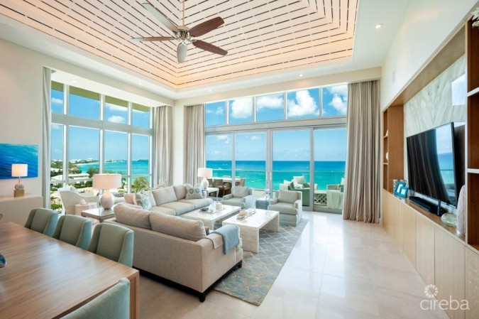 PENTHOUSE RESIDENCE AT SEAFIRE S1002