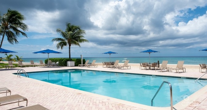 GEORGE TOWN VILLAS RENOVATED 2 BED, 2 BATH SMB