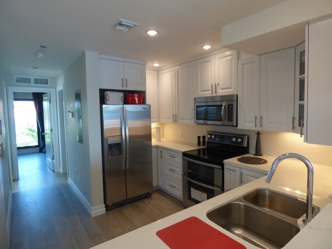 GOVERNORS HARBOUR CANALFRONT RENTAL with NEW 30ft DOCK